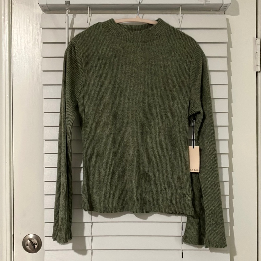 Flared Sleeve Knit Soft Top